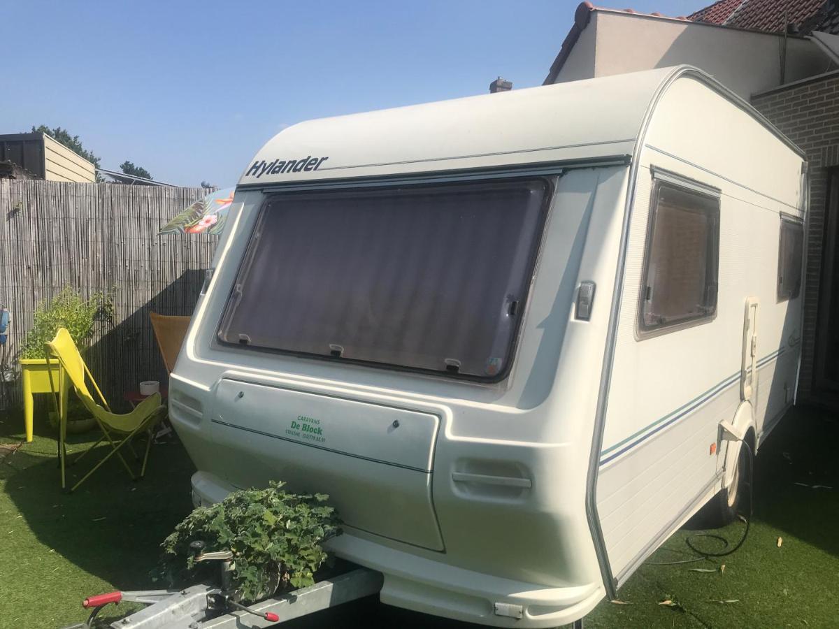 Gardencaravan Near Ghent In Green Area Exterior photo