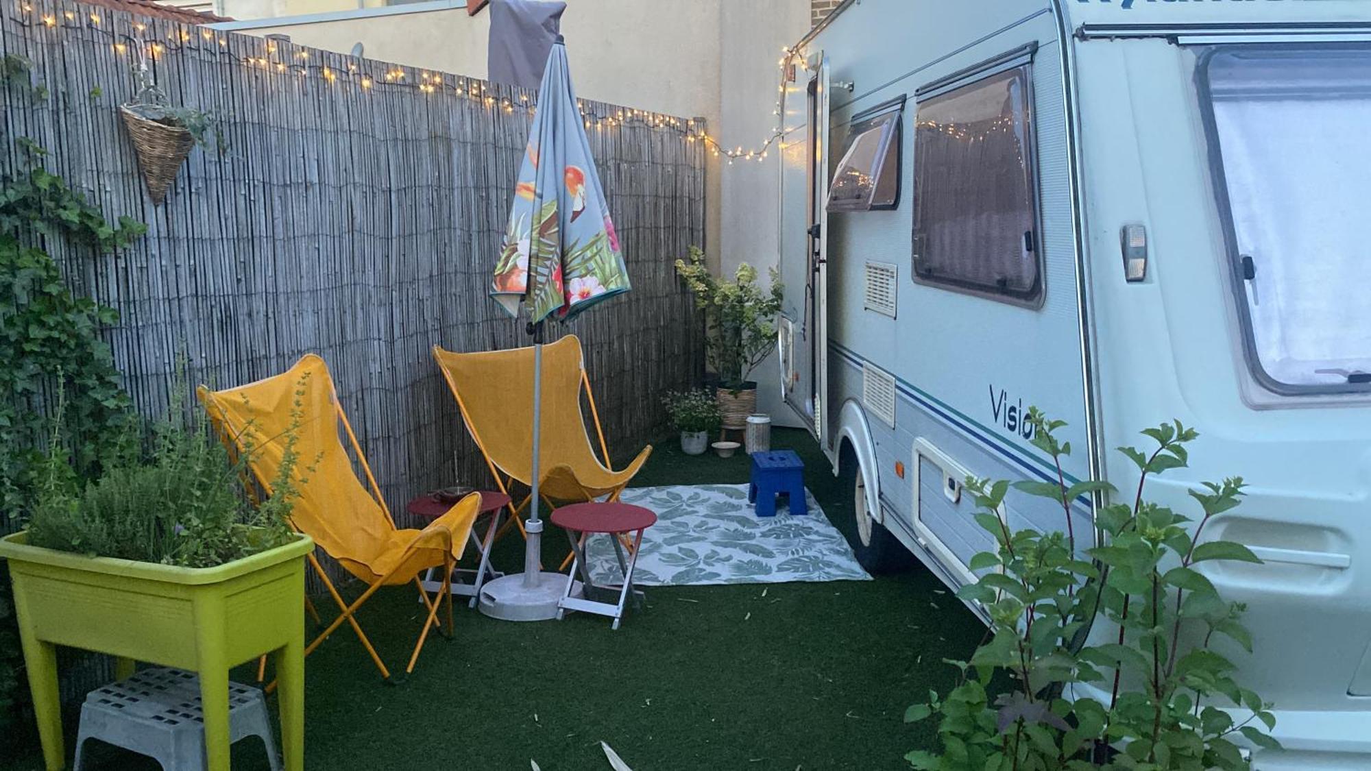 Gardencaravan Near Ghent In Green Area Exterior photo